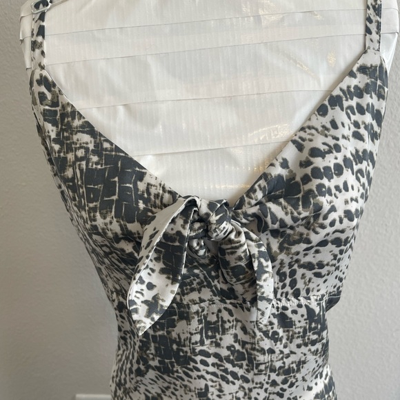 NWT Express multi color shift gown Sz XL - Picture 2 of 7